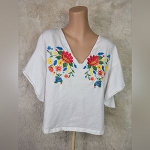 Zara Trafaluc Women's Size M Bell Sleeve Top Cropped White Embroidered Flowers U